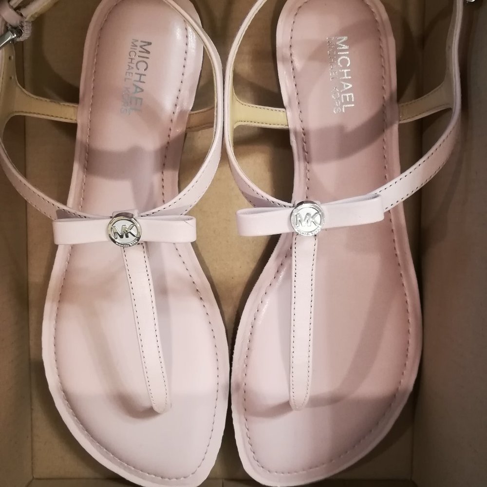NWT MK Micheal Kors  pink sandals